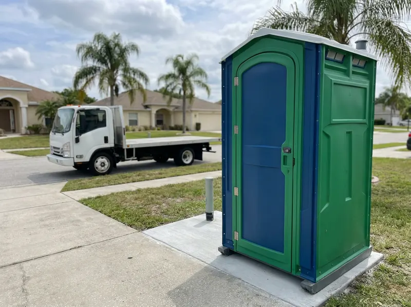 Standard Construction Portable Toilet in Deltona, FL